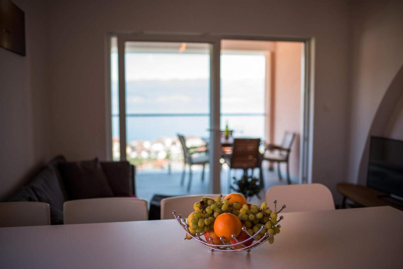 Apartman Zoe Vrbnik Ngoại thất bức ảnh