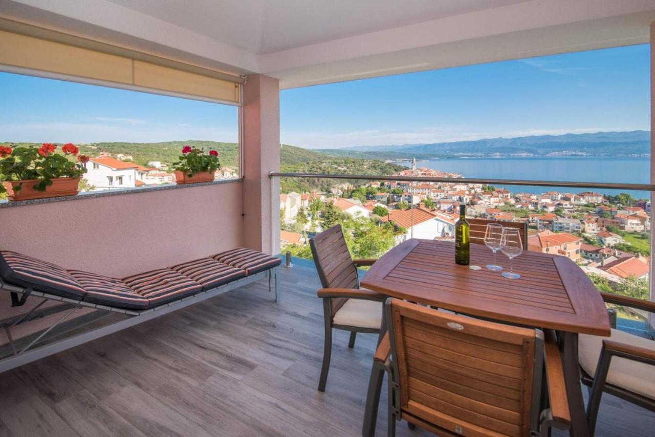 Apartman Zoe Vrbnik Ngoại thất bức ảnh