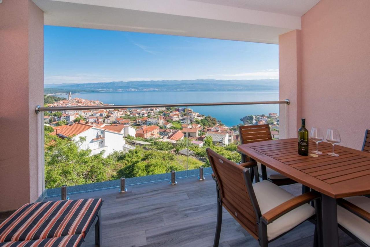 Apartman Zoe Vrbnik Ngoại thất bức ảnh